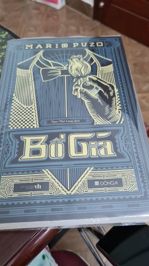 Mua Tiki thích thật, nhất là mua sách. Có tặng kèm bookcare. Giao hàng Tikinow quá là nhanh, đóng hộp cẩn thận đàng hoàng.