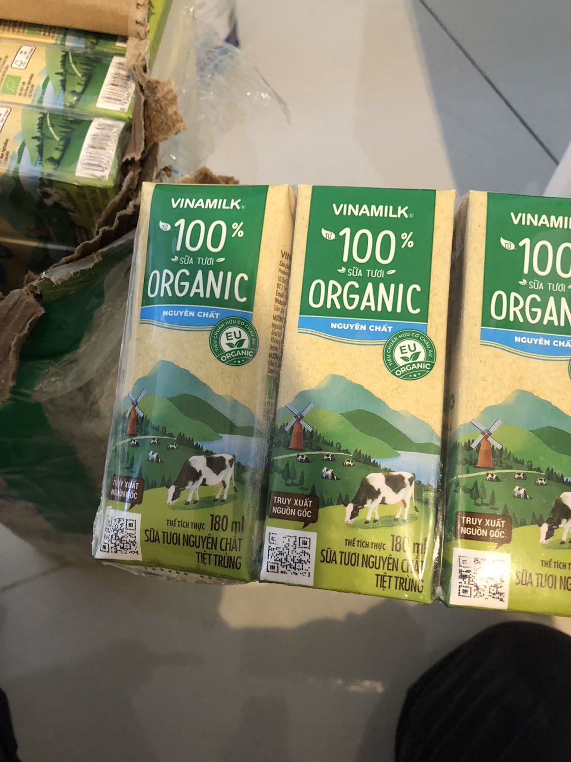 Hàng bể, đề nghị liên hệ đổi lại hàng. Cảm ơn.