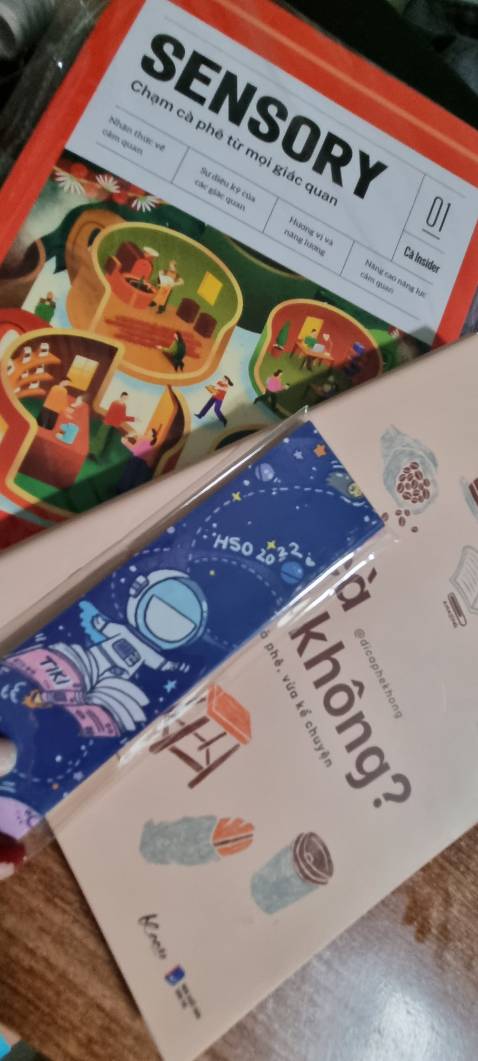 1 quyển sách thú vị lắm luôn ấy......