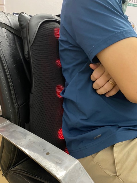 Đệm xịn xò, massage toàn bộ lưng siêu phê , nên mua nha mọi người, thuận tiện di chuyển, rất thích hợp dân văn phòng, đặc biệt ai hay đau  lưng do ngồi nhiều như mình. Ok luôn 10 điểm 💪👌👍👍👍👍