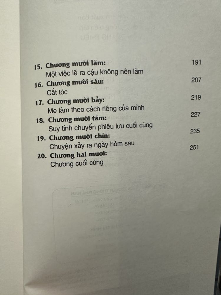 Tiki giao hàng siêu nhanh, được mã giảm giá nên khi nào mua cũng rẻ. Mua sách online thì nghĩ ngay đến Tiki Tranding không sợ sách giả nạ. Có mua gói bao sách nên không sợ sách bị dính bẩn.