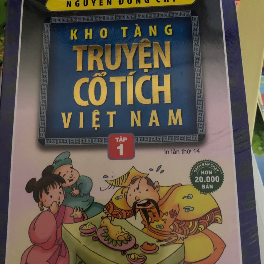 Nội dung và văn phong rất việt nam. rất hay , mình đọc lại mê mẩn hẳn!