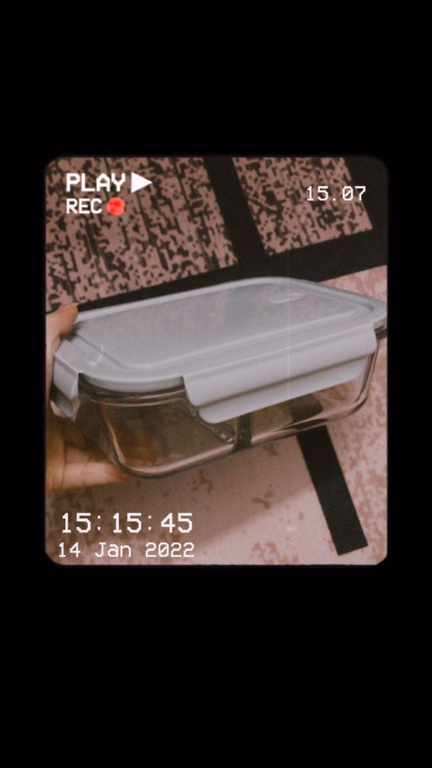 Ship hàng đúng dự kiến. Hộp thuỷ tinh dày dặn, siêu chắc chắn, nắp hộp cũng rất kín. Aww, nhận hàng ưng lắm ạ! Cảm ơn shop nhiều