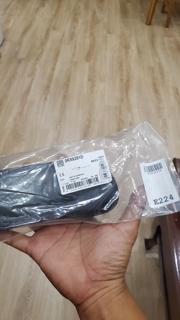 giao hàng nhanh, hộp đựng đẹp, giá cực tốt cho hàng aunth 5 sao cho shop