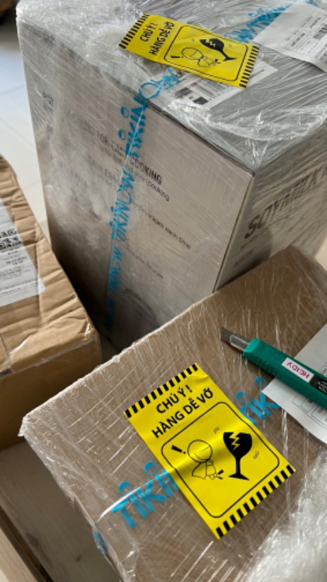 Tin tưởng chất lượng hàng L&L nên nhận xét trước thôi chứ chưa sử dụng thử. Máy đẹp nhỏ gọn nhẹ. Đóng gói cẩn thận Tin tưởng chất lượng hàng L&L nên nhận xét trước thôi chứ chưa sử dụng thử. Máy đẹp nhỏ gọn nhẹ. Đóng gói cẩn thận