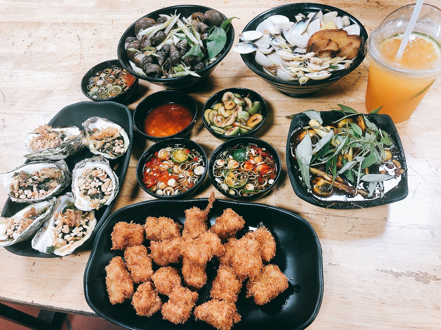 Ảnh nhận xu thôi nhưng phải nói rất thích chiếc máy này. Ngày nào cũng phải tập mới có thể ăn ngon ngủ kỹ được. Hy vọng shop sale nhiều để dành dụm tiền mua thêm nhiều sp hơn nữa Ảnh nhận xu thôi nhưng phải nói rất thích chiếc máy này. Ngày nào cũng phải tập mới có thể ăn ngon ngủ kỹ được. Hy vọng shop sale nhiều để dành dụm tiền mua thêm nhiều sp hơn nữa