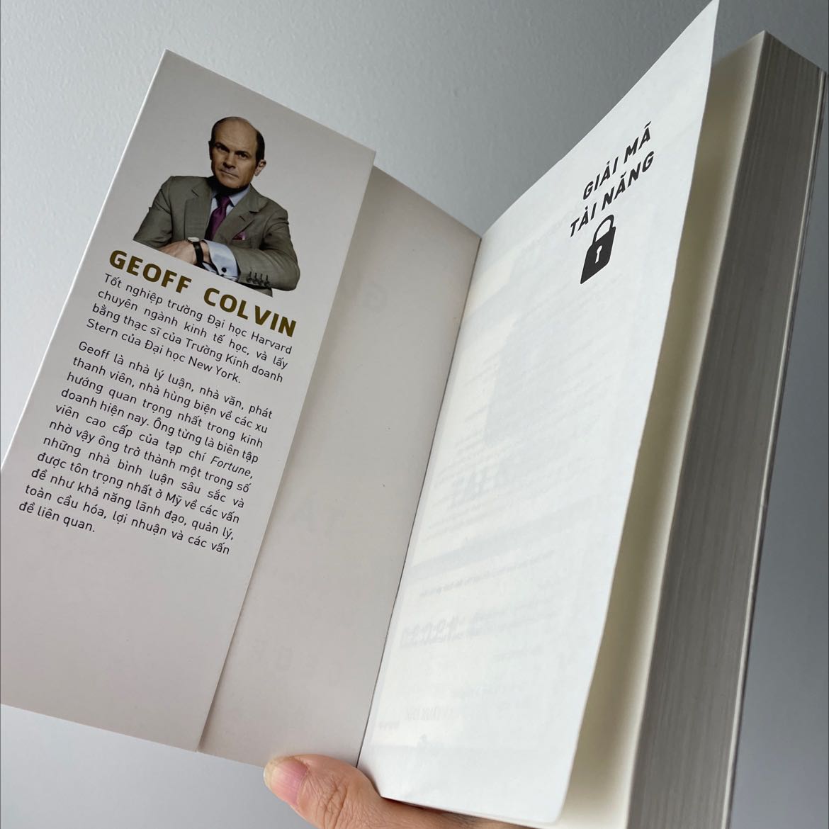 Sách đẹp. Giao hàng nhanh. Nội dung rất thú vị về năng lực của con người để chinh phục những đỉnh cao mới. Tất cả là do rèn luyện, kỷ luật và sự bền bỉ không ngừng nghỉ. Tôi chắc chắn sẽ giữ quyển sách này để những đứa trẻ của tôi được đọc và hiểu hình mẫu thực sự của tài năng.