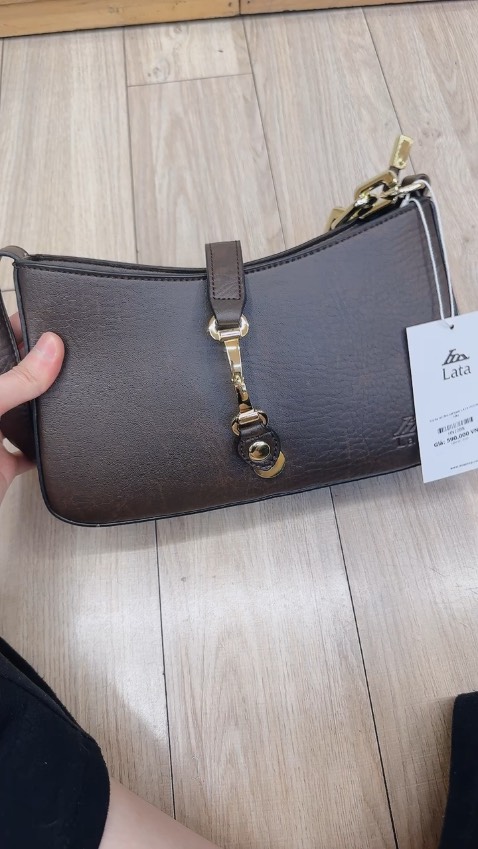 Hàng đẹp chất da ok form túi đẹp ko móp form giao hàng nhanh cực