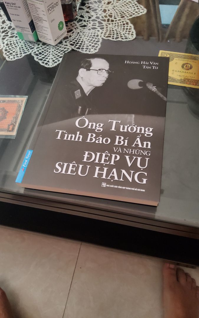 Nội dung hấp dẫn.Đáng mua.
Giao đu gs hẹn,bao gói kỹ. Chất lượng sách đẹp