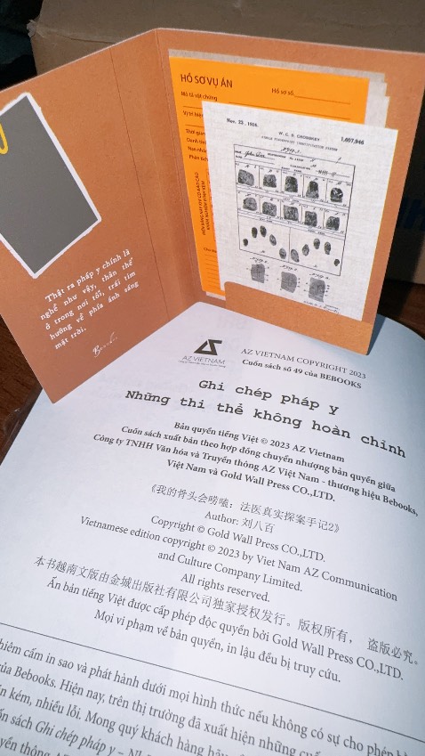 Ngoài Tần Minh thì sách của Lưu Bát Bách và Liêu Tiểu Đao đều hấp dẫn. Font chữ và size chữ dễ dọc. Nội dung lôi cuốn. Sách đọc vì yêu thích và muốn hiểu thêm về pháp y chứ không chuyên sâu quá nhiều về học thuật.