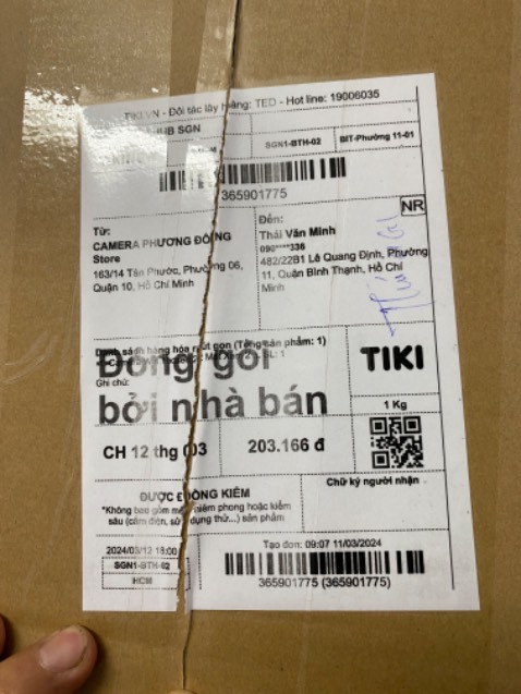 Sản phẩm *** OK,  mới lắp 1 ngày bị lỗi rồi cho đổi lại đi shop ơi !