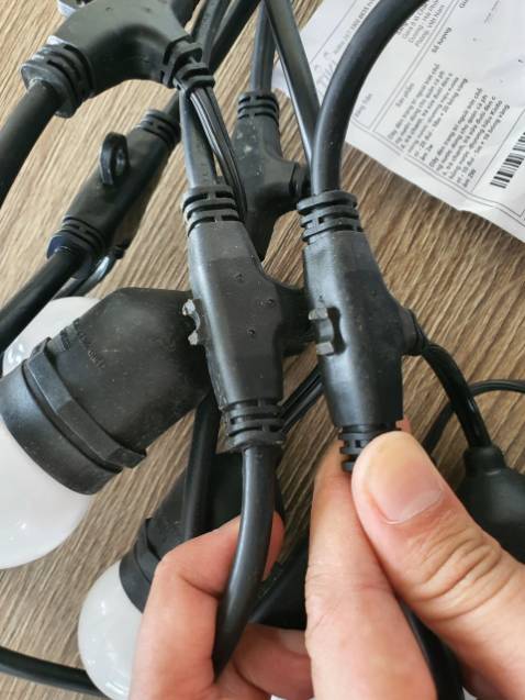 1 lỗi nhỏ mình ko tính toán, 4 lỗi trên 1 sản phẩm, shop giao hàng kém chất lượng