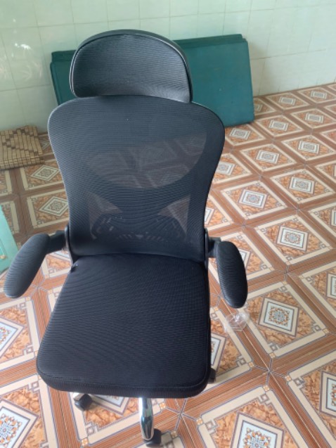 Siêu đẹp!giá tầm này quá oke,trước ham rẻ mua cái vài trăm đúng tiéc tiền,cao cấp hơn thì ko rõ còn ghế này quá ưng