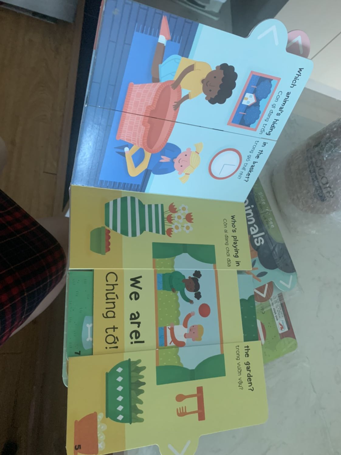 Ship nhanh. Sách đc bọc cẩn thận. Hình ảnh đẹp, sắc nét. Tuyệt vời