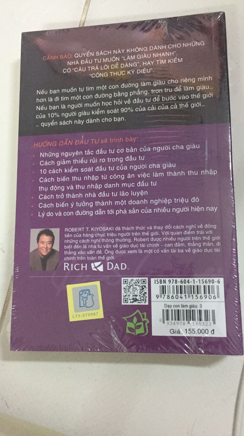 Mình mới đọc đc vài chương của quyển 3, nội dung sách hay và bổ ích, có nhiều bài học. 
Giao hàng nhanh, chất lượng sách khá tốt rất , đóng gói sách cận thận .