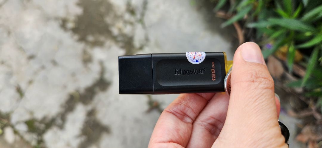 Như quảng cáo, đủ 128gb, đọc ghi nhanh Như quảng cáo, đủ 128gb, đọc ghi nhanh