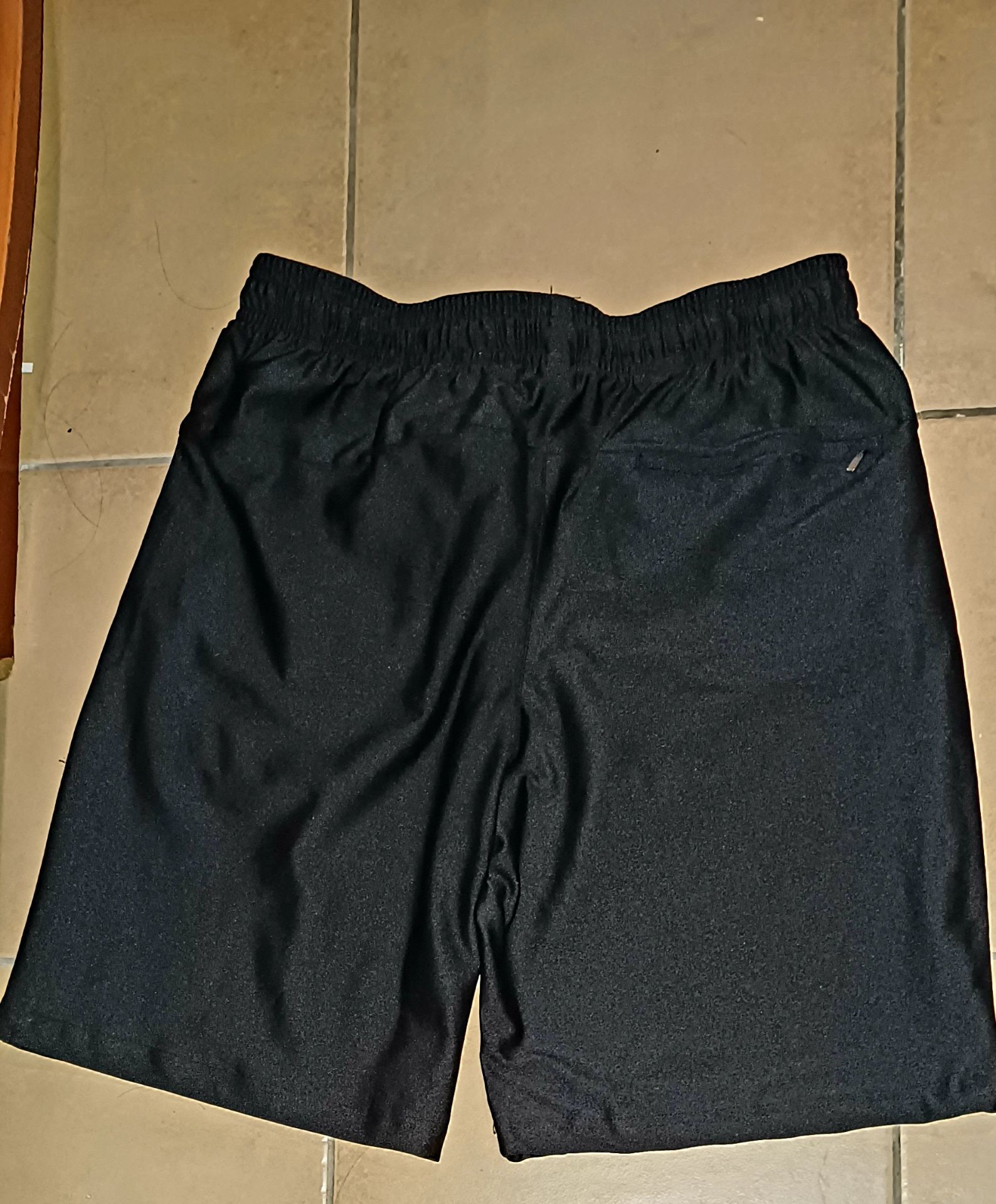 Sản phẩm đẹp lắm luôn! chất liệu đẹp, tốt! mặc đẹp luôn! Cám ơn shop nhé! Giao hàng cực nhanh luôn! có dịp sẽ tiếp tục ủng hộ shop nhé !