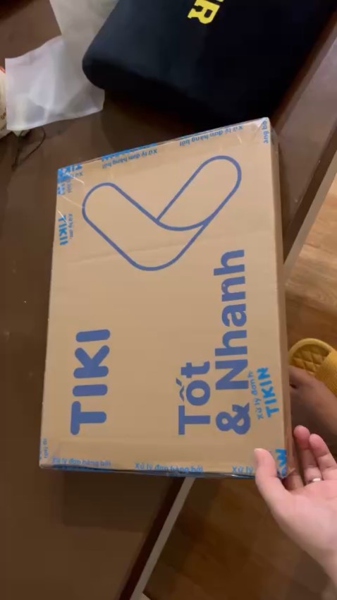 Không nhớ đây là lần thứ mấy mua sách trên Tiki rồi nhưng lần nào cũng thấy ưng hết. Từ đóng gói cho đến sản phẩm.