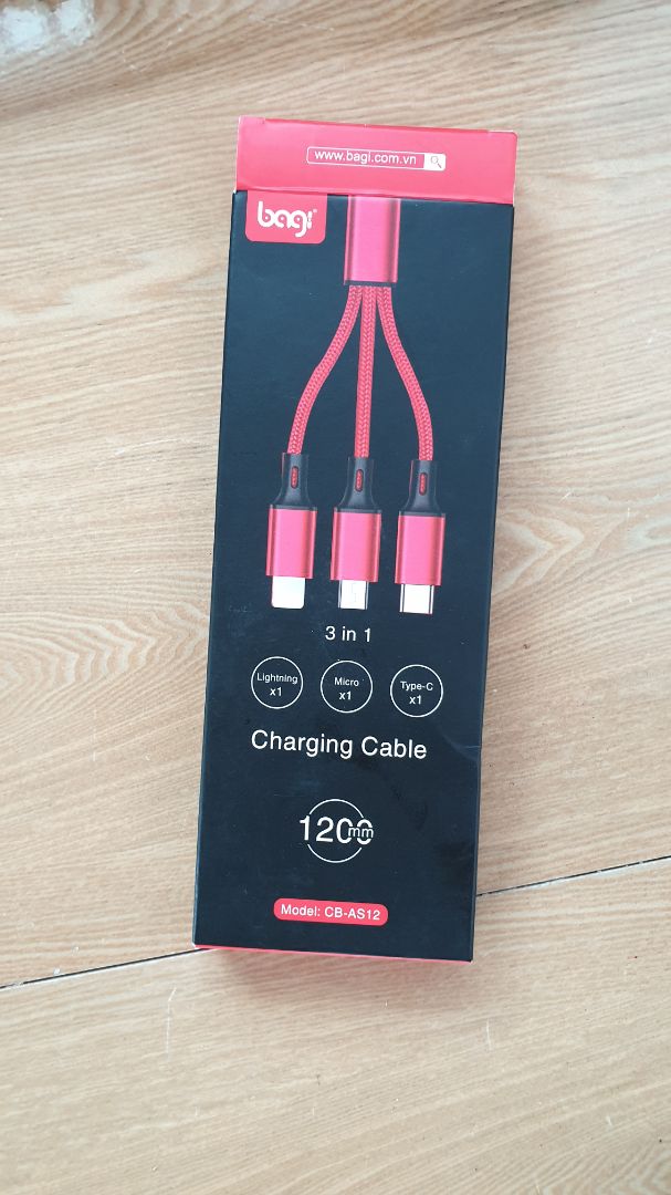 Sản phẩm để là sạc nhanh nhưng thực tế chỉ sạc thường thôi. Được cái cáp chắc chắn, hơi cứng, độ hoàn thiện sản phẩm không cao. So với cùng loại thì Bagi của vn mềm mại và rẻ hơn nhiều