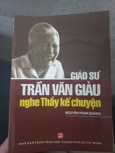 Sách hay, đẹp, đóng gói cẩn thận và nhân viên giao thân thiện