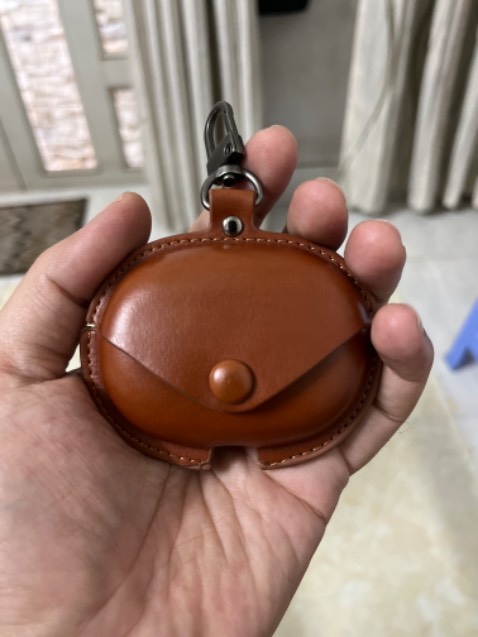 Sản phẩm đẹp, cập nhật logo Kia mới rất ưng mắt. Đựng vừa giấy tờ như mô tả