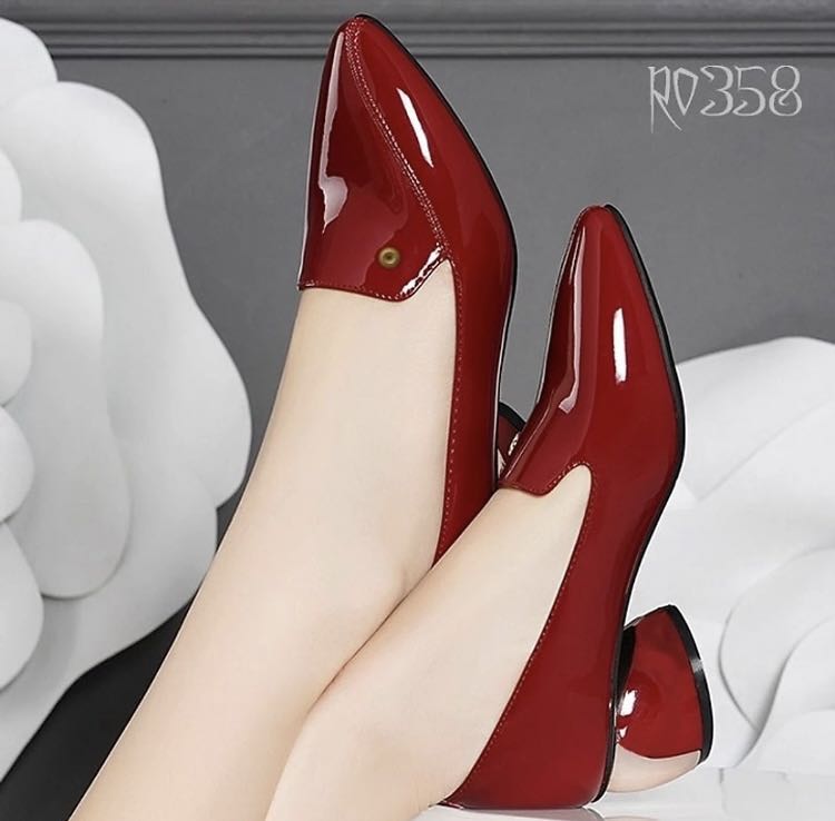 Giao hàng màu nhợt nhạt, không phải màu đỏ như hình chụp. Quá tệ!