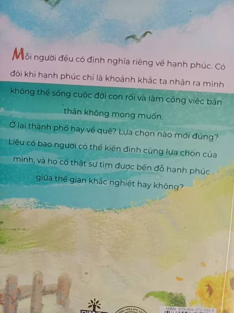 Giáo hơi lâu một xíu, sách cũng bị df góc một xíu nhưng không sao. Giáo đúng hàng cho mình là được