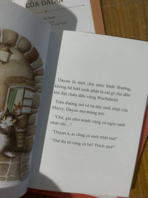 màu sắc đẹp sách cầm dày dặn chất lượgn, hình vẽ nét chì thân thiện với mắt của con, trộm vía quá