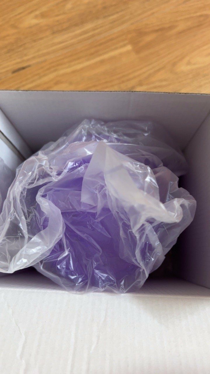 Dùng thích lắm nhen. Ban đầu mình mua cho mẹ dùng thôi mà giờ thấy mình cũng dùng ổn =)) Mn nhớ thường xuyên xông mũi họng để tránh covid nhé