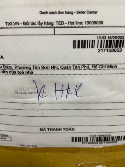 Dear Tiki team,                                                              Nhờ Tiki liên hệ Nhà Bán Rabbit Shop giúp mình nhé. Đơn hàng của mình mua 2 sản phẩm nhưng khi nhận hàng mình chỉ nhận được 1 sản phẩm. Mình gửi hình đính kèm kiện hàng khi mở ra.                                                                      Trân trọng!