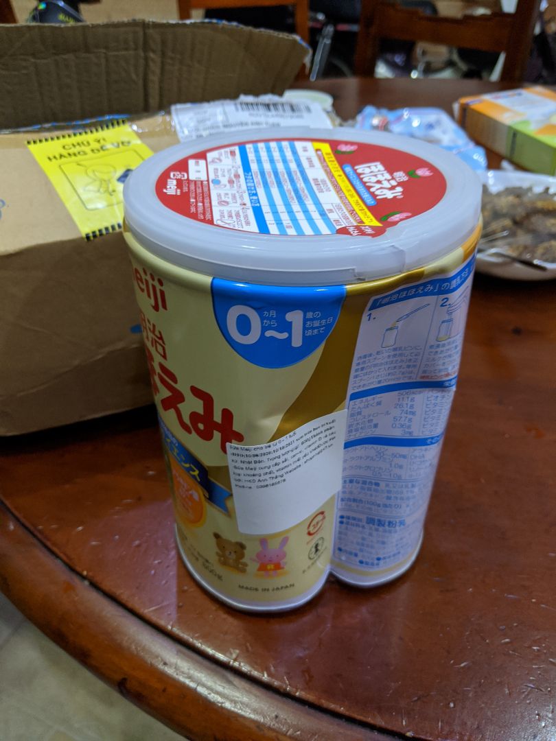 sản phẩm vận chuyển bị móp méo nhiều, đề nghị shop và tiki xem lại cách đóng gói và vận chuyển. hộp có vẻ còn mới mà vận chuyển hư hỏng như vầy làm mất giá trị hộp sữa