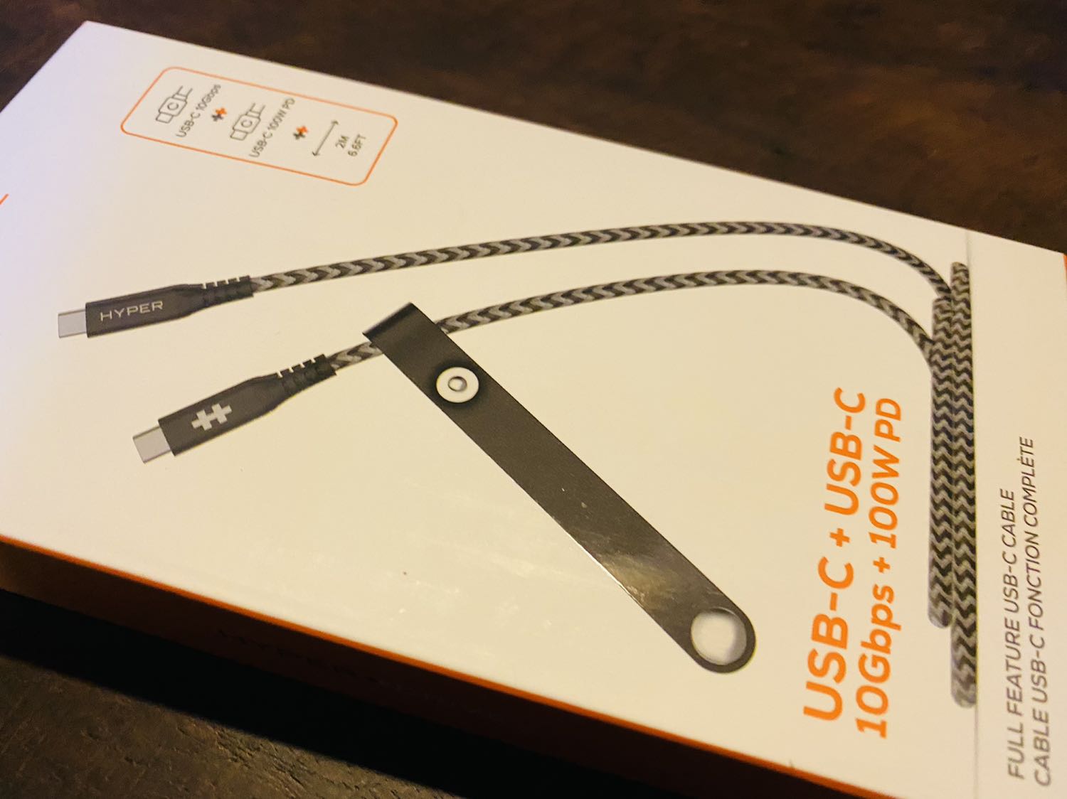 Hàng chất lượng nhé! So với các loại cáp thông thường thì to gấp đôi luôn nên cực kỳ chắc chắn, tốc độ sạc đựng trải nghiệm.