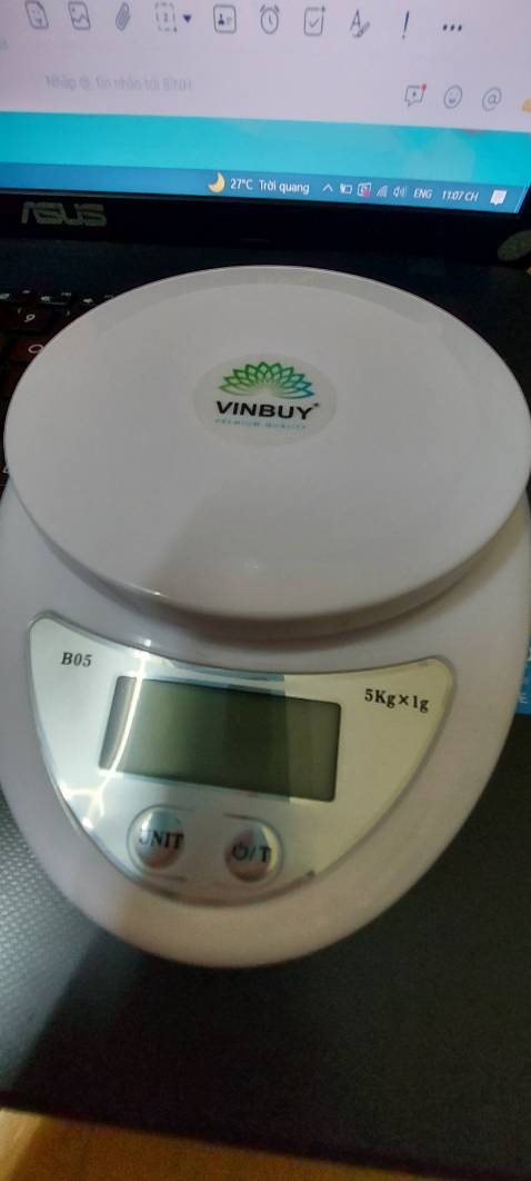 Đã dùng loại này, ưu điểm nhỏ gọn, có tính năng cân trừ bì nên làm bếp rất tiện khi cần cân dồn nhiều nguyên liệu. Cân hơi khó lắp pin, đã phản hồi và được bạn shop hỗ trợ ngay dù đã 23h. 5 sao cho sự nhiệt tình và trách nhiệm của shop, vì rất ko thích các shop bán hàng lấy được tiền rồi làm ngơ khi khách cần hỗ trợ. Chúc shop mua may bán đắt. Nên mua nha mọi người.
