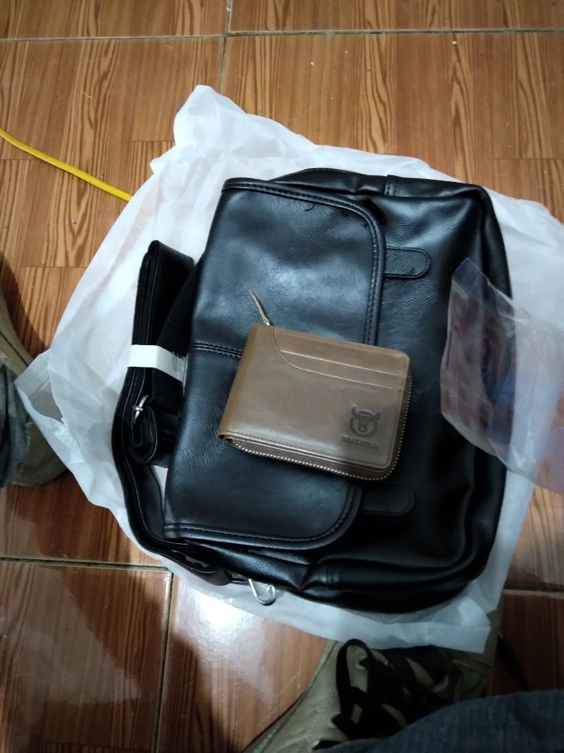 nói chung đường mép da làm chưa đẹp, gấp mép nhăn, phần bị khuất làm bằng *** d10 k full da