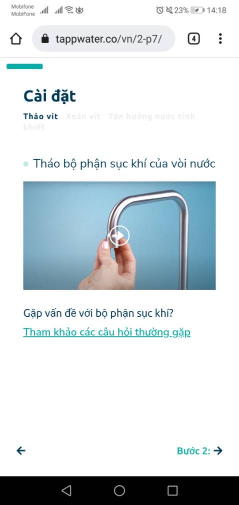 Cảm giác tìm được món đồ ưng ý thật sự tuyệt vời. Mình tìm hiểu rất nhiều hãng khác nhau, và khi đến với thương hiệu này thì mình thật sự tin tưởng tuyệt đối vì có branding xuất xứ rõ ràng, công nghệ lọc như nào, số liệu thực tế được *** theo chuẩn NSF-42, NSF-53 and NSF-244 như nào và số liệu lọc khá ấn tượng được trên 95% tạp chất, và 100% cho những chất đặc biệt nguy hiểm với sức khỏe con người. Một ưu điểm khác nữa là nhỏ gọn gắn trực tiếp từ vòi k bị chiếm diện tích trong nhà so với các loại máy lọc trực tiếp khác, khá cồng kềnh và khó cài đặt. Loại này xoay xoay vài vòng dính vô vòi là xài đc ngay. Đối với sản phẩm này thì mình hoàn toàn recommend các bạn check thử thông tin trên web về nhãn hàng, thâm niên công ty và các số liệu  sau đó cân nhắc có nên tậu 1 em này về nhà hay không nhé :))