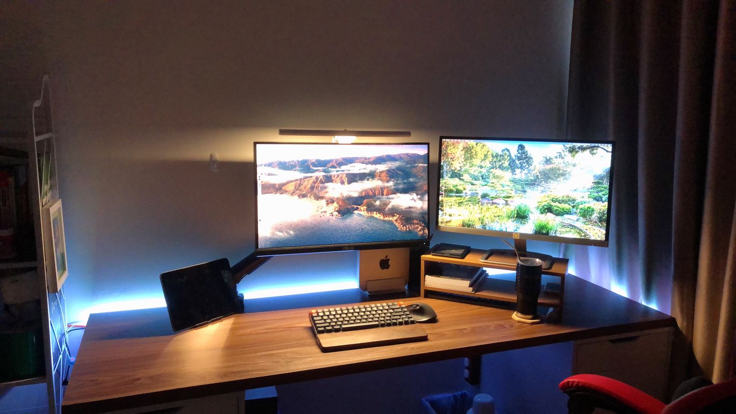 Đèn treo đủ sáng, gọn, đẹp. Mang tính chất vật trang trí cho không gian làm việc