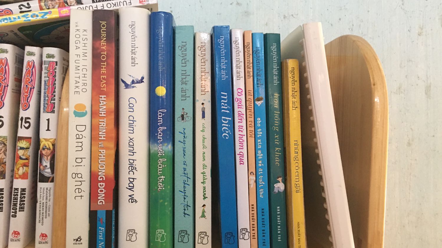 Amazing good job thiệt luôn á mọi người Mình lúc mình mua nó còn được sale 60 % là còn có 88k là nói chung là như vậy là rất là ứng luôn mọi người nên mua nha :)) còn nội dung thì truyện NNA thì lúc nào cũng đỉnh chóp hết ah =))) có quà tặng kèm luôn nhaaaaa