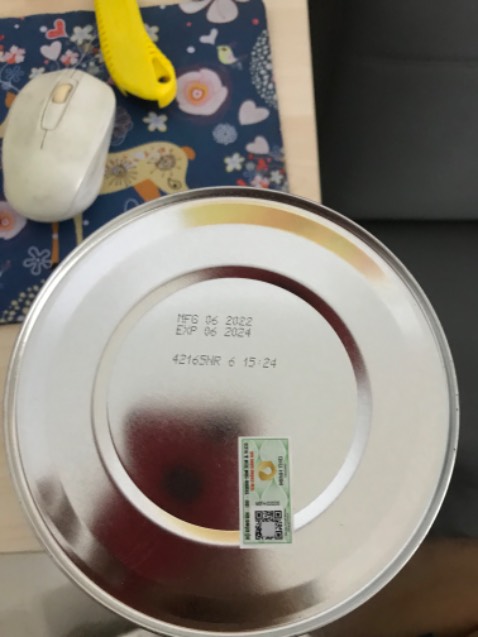 Sản phẩm bị trầy xước , hạn dụng 6/2024 trong khi ngày nhận là 23/1 còn có 4 tháng để sử dụng, trong khi sp cho trẻ em mà để cận date vậy mà bán cho khách hàng được cũng hay!