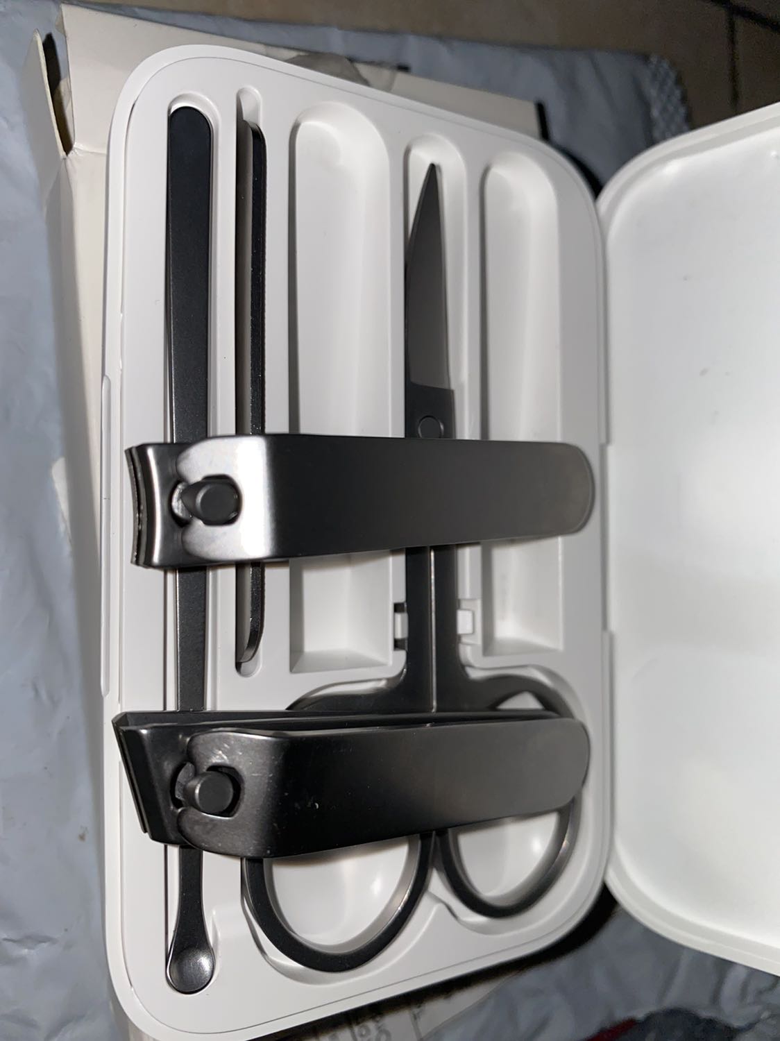 Đóng gói gọn gàng. Sản phẩm nhìn sắc nét, tạo cảm giác chất lượng ổn. Chưa dùng nên chưa vote cao nhất được. Tóm lại là nhìn rất ổn