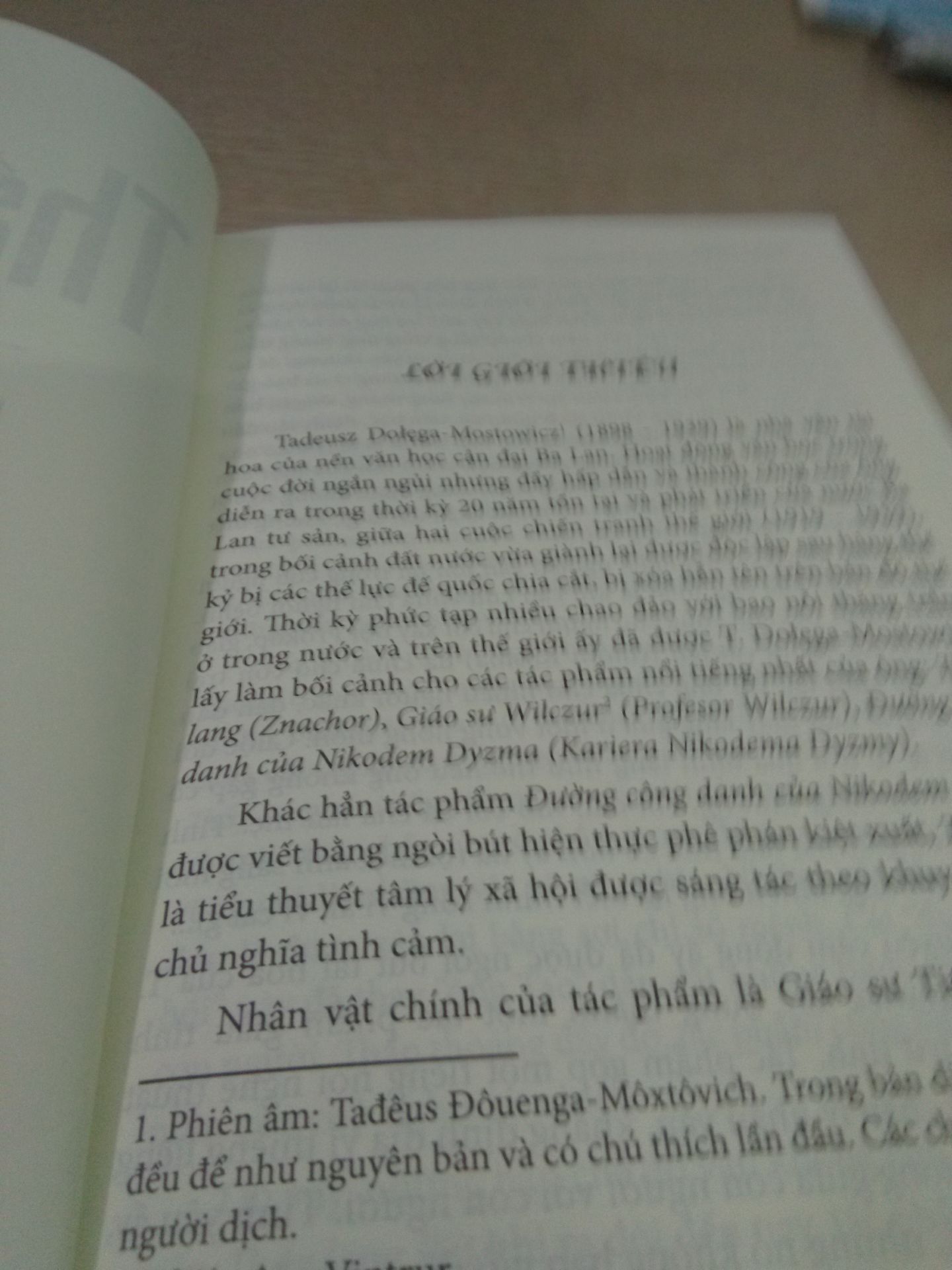 cuộc sống vất vả và nhiều cay đắng, cuối cùng thầy lang cũng đã tìm được con gái của mình.