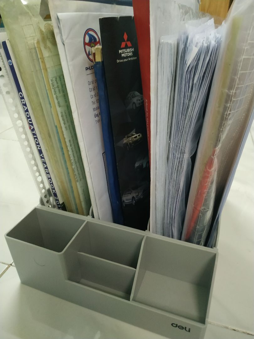 Kệ nhựa chất lượng hoàn thiện tốt, tuy nhiên hơi lỏng.