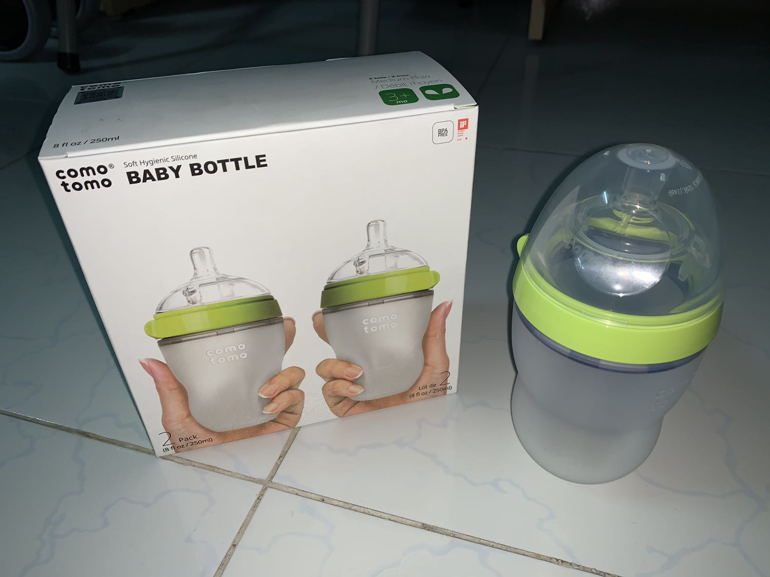 Hàng tốt. 
Silicon mềm, êm tay. Các khớp vừa khít, không lỏng lẻo. Không có mùi nhựa.
Check hiden tag thì đúng chính hãng.