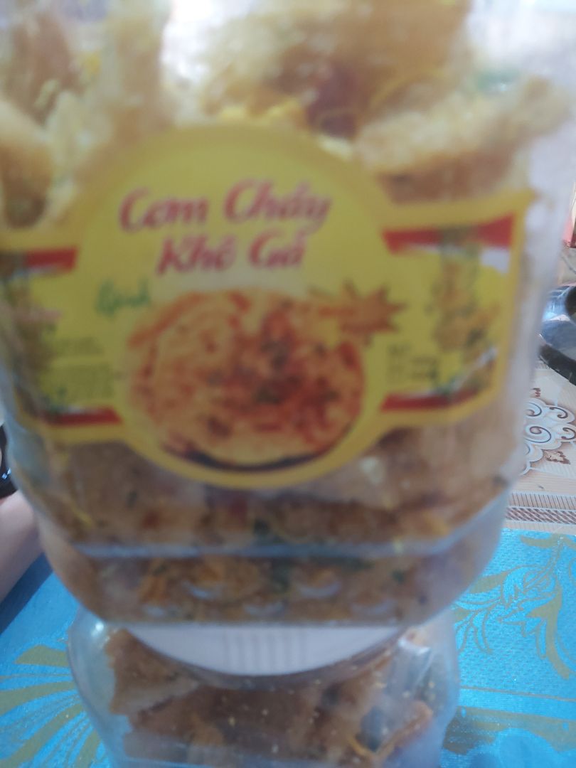 mấy bạn cẩn thận bi lua.com chay nat kho gà nát dụng ko thay kho gà đâu.mới nhận chưa ăn miếng gà nào luôn.