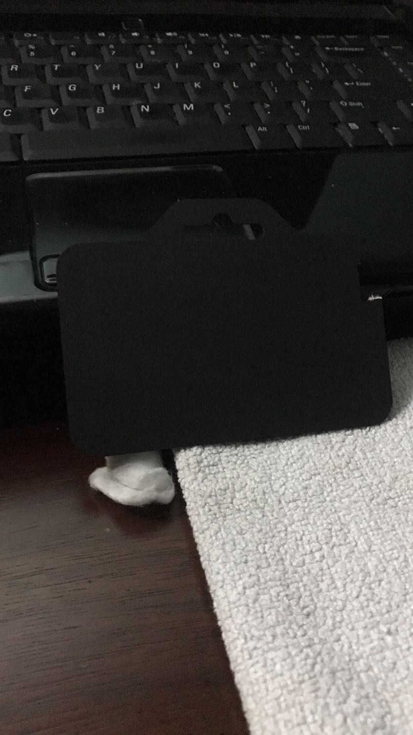 Sản phẩm OK hỏi khác chút vì ko có chữ viết trên bìa máy ảnh