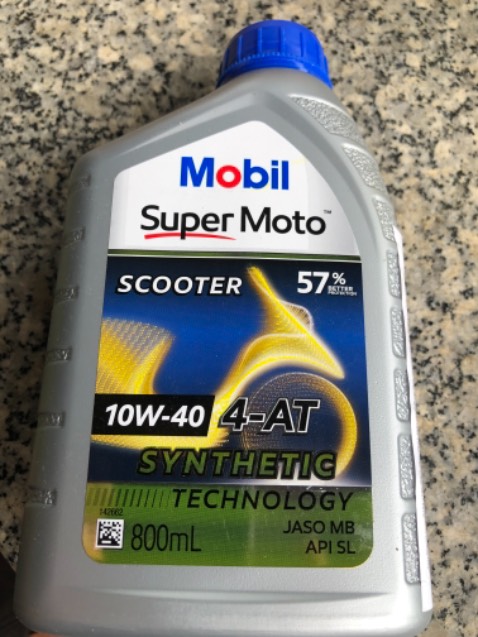 Mua motul H - Tech mà giao loại này 99k 1 chai là sao ? Shop làm ăn như *** 😡