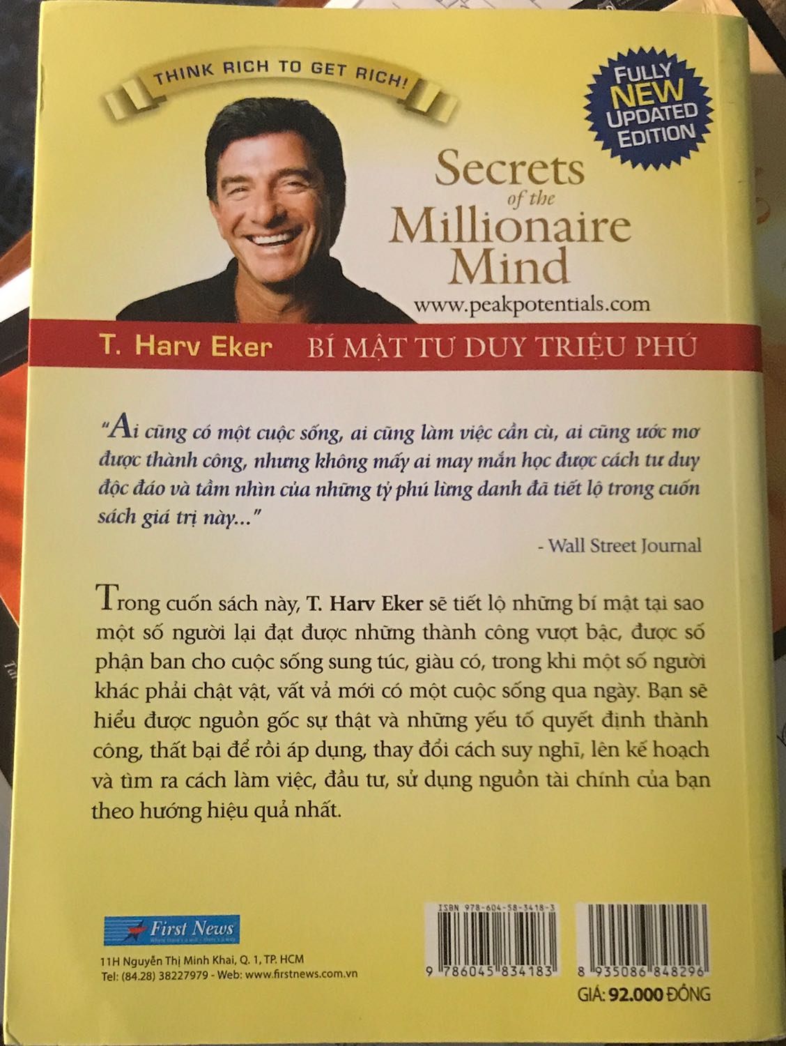 Người giàu người nghèo 2 cách nghĩ hoàn toàn khác nhau, bí quyết của sự giàu có đúc kết lại là từ suy nghĩ tư duy của chính bản thân mình. 1 cuốn sách bestseller nên đọc