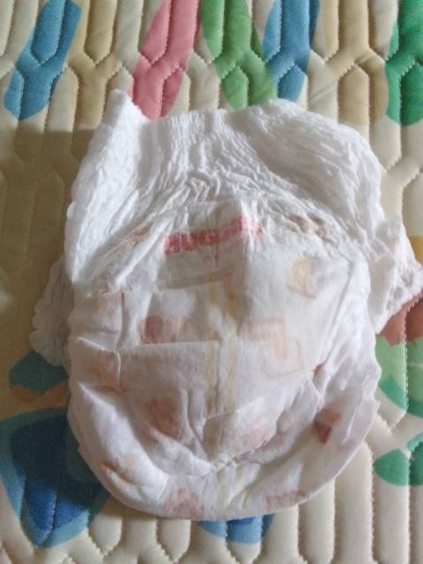 Mỏng, nhẹ, thấm hút tốt. Không kích ứng da bé