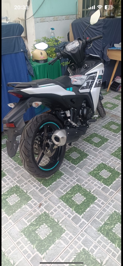 Kiễu dáng quá đẹp! Chở nhí nhãnh đi chơi bao phê!