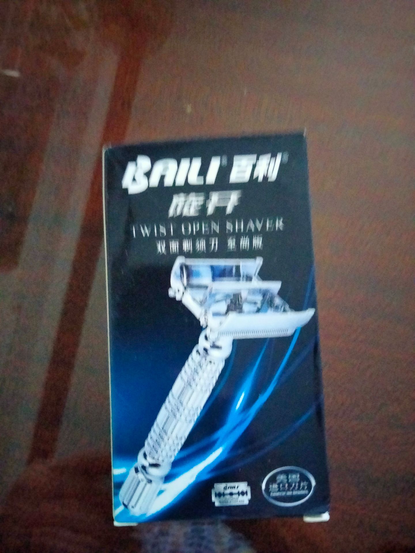 Sản phẩm đẹp, chất liệu sáng bóng, sang trọng! Đúng là tiền nào của nấy!