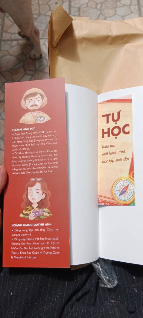 Dù chỗ khác có rẻ hơn vẫn ủng hộ nhà xuất bản